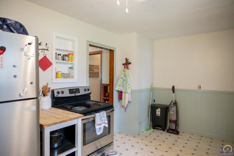 Tiny photo for 517 E 2nd Ave, Eskridge, KS 66423 (MLS # 246043)