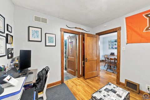 Tiny photo for 1511 SW Collins Ave, Topeka, KS 66604 (MLS # 247124)
