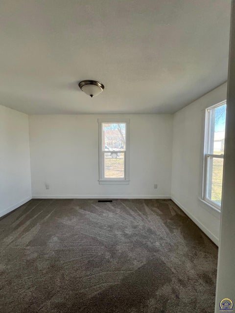 Tiny photo for 302 N Iowa St, Highland, KS 66035 (MLS # 243798)