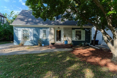 Tiny photo for 3414 SW Avalon Ln, Topeka, KS 66604 (MLS # 247099)