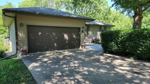 Tiny photo for 603 5th St Dr, Hoyt, KS 66440 (MLS # 246287)