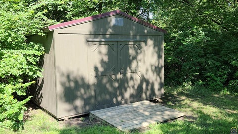 Tiny photo for 603 5th St Dr, Hoyt, KS 66440 (MLS # 246287)