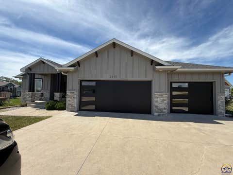 Tiny photo for 2615 Twin Lakes Dr, Emporia, KS 66801 (MLS # 246146)