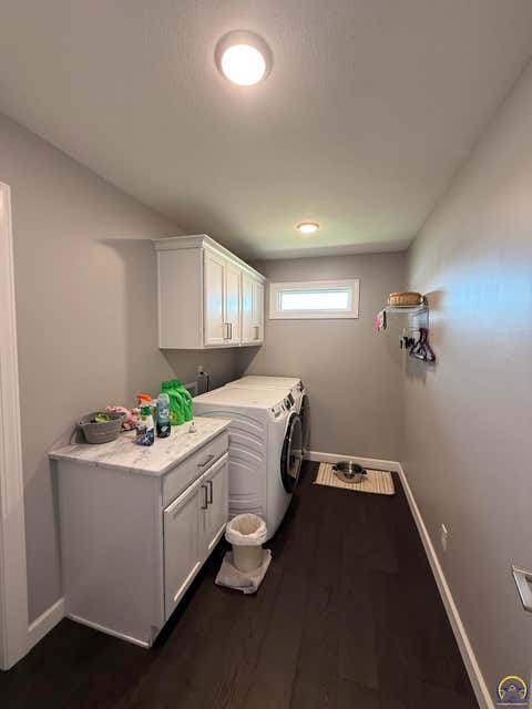 Tiny photo for 2615 Twin Lakes Dr, Emporia, KS 66801 (MLS # 246146)