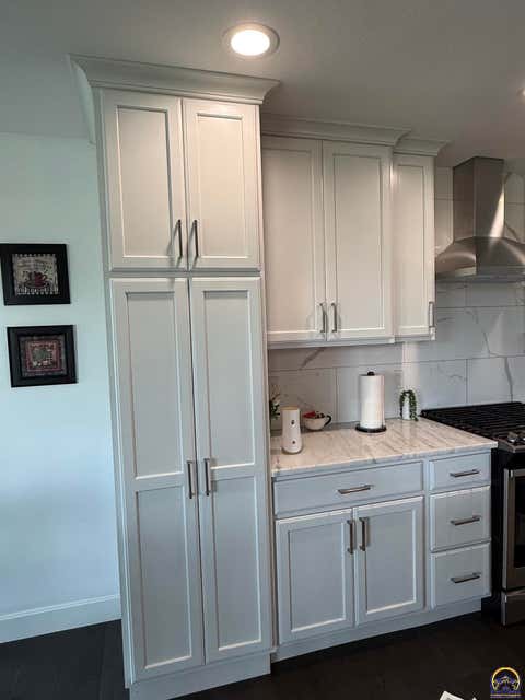 Tiny photo for 2615 Twin Lakes Dr, Emporia, KS 66801 (MLS # 246146)