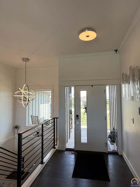 Tiny photo for 2615 Twin Lakes Dr, Emporia, KS 66801 (MLS # 246146)