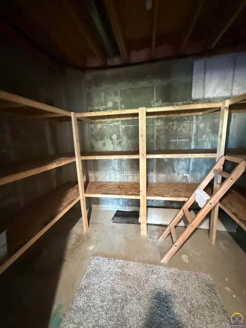 Tiny photo for 2615 Twin Lakes Dr, Emporia, KS 66801 (MLS # 246146)