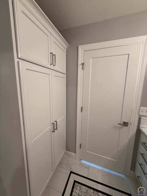 Tiny photo for 2615 Twin Lakes Dr, Emporia, KS 66801 (MLS # 246146)