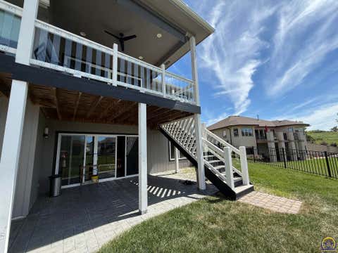 Tiny photo for 2615 Twin Lakes Dr, Emporia, KS 66801 (MLS # 246146)