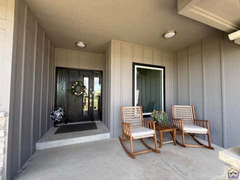 Tiny photo for 2615 Twin Lakes Dr, Emporia, KS 66801 (MLS # 246146)