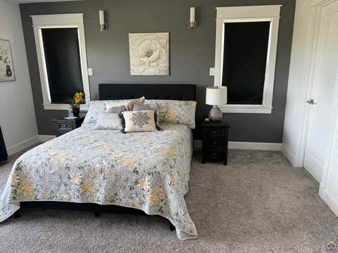 Tiny photo for 2615 Twin Lakes Dr, Emporia, KS 66801 (MLS # 246146)