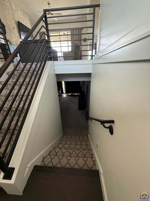 Tiny photo for 2615 Twin Lakes Dr, Emporia, KS 66801 (MLS # 246146)