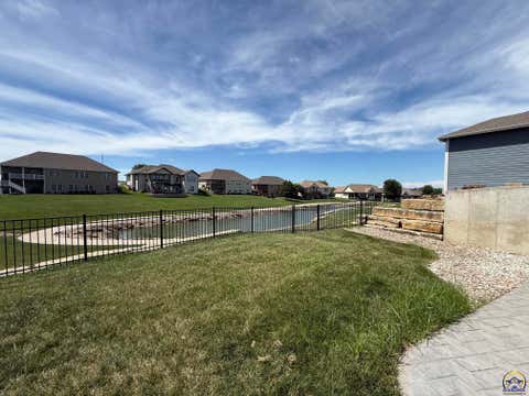 Tiny photo for 2615 Twin Lakes Dr, Emporia, KS 66801 (MLS # 246146)