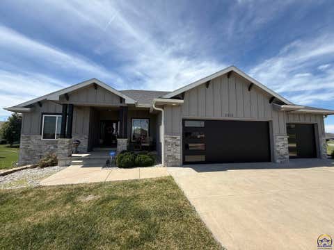 Photo of 2615 Twin Lakes Dr, Emporia, KS 66801 (MLS # 246146)