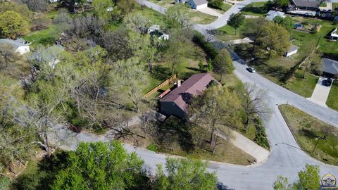 Tiny photo for 2101 Canterbury Rd, Emporia, KS 66801 (MLS # 243915)