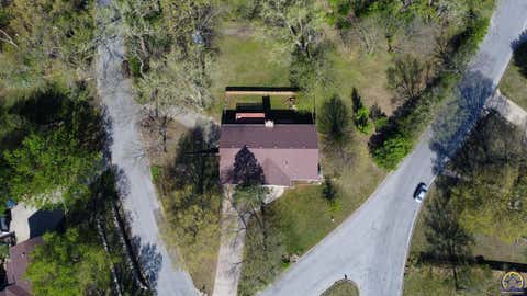 Tiny photo for 2101 Canterbury Rd, Emporia, KS 66801 (MLS # 243915)