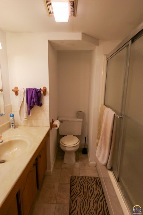 Tiny photo for 2101 Canterbury Rd, Emporia, KS 66801 (MLS # 243915)