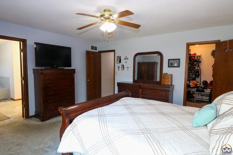 Tiny photo for 2101 Canterbury Rd, Emporia, KS 66801 (MLS # 243915)