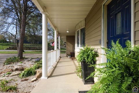 Tiny photo for 2101 Canterbury Rd, Emporia, KS 66801 (MLS # 243915)