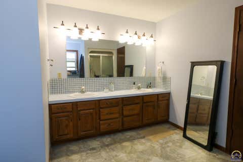 Tiny photo for 2101 Canterbury Rd, Emporia, KS 66801 (MLS # 243915)