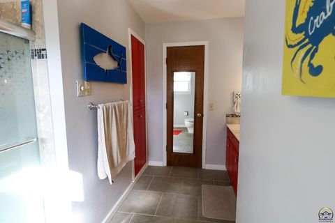 Tiny photo for 2101 Canterbury Rd, Emporia, KS 66801 (MLS # 243915)