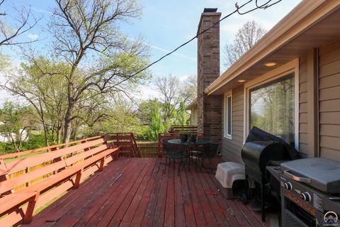 Tiny photo for 2101 Canterbury Rd, Emporia, KS 66801 (MLS # 243915)