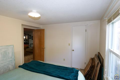 Tiny photo for 2101 Canterbury Rd, Emporia, KS 66801 (MLS # 243915)