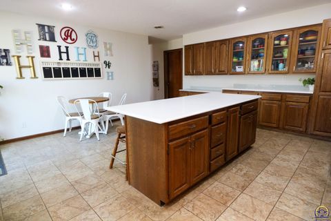 Tiny photo for 2101 Canterbury Rd, Emporia, KS 66801 (MLS # 243915)