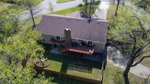 Tiny photo for 2101 Canterbury Rd, Emporia, KS 66801 (MLS # 243915)