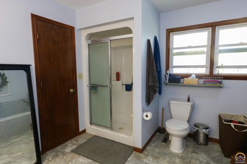 Tiny photo for 2101 Canterbury Rd, Emporia, KS 66801 (MLS # 243915)