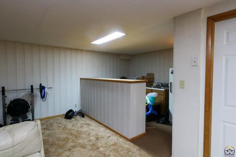 Tiny photo for 2101 Canterbury Rd, Emporia, KS 66801 (MLS # 243915)