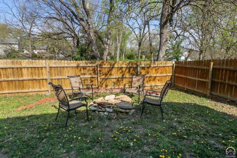 Tiny photo for 2101 Canterbury Rd, Emporia, KS 66801 (MLS # 243915)