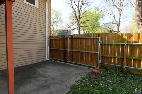 Tiny photo for 2101 Canterbury Rd, Emporia, KS 66801 (MLS # 243915)