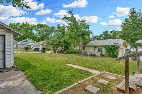 Tiny photo for 409 SW Franklin Ave, Topeka, KS 66606 (MLS # 244740)