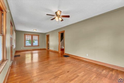Tiny photo for 409 SW Franklin Ave, Topeka, KS 66606 (MLS # 244740)