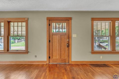 Tiny photo for 409 SW Franklin Ave, Topeka, KS 66606 (MLS # 244740)