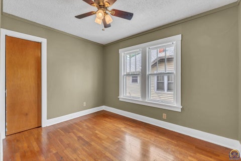 Tiny photo for 409 SW Franklin Ave, Topeka, KS 66606 (MLS # 244740)