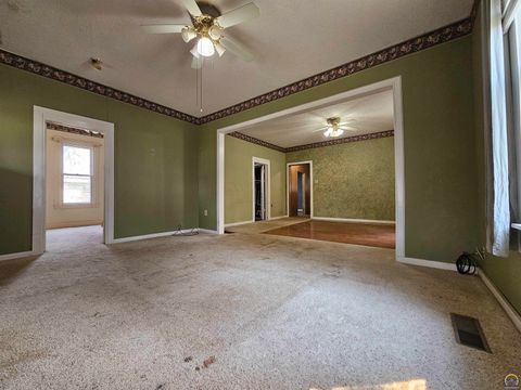 Tiny photo for 221 E Lincoln St, Madison, KS 66860 (MLS # 243813)