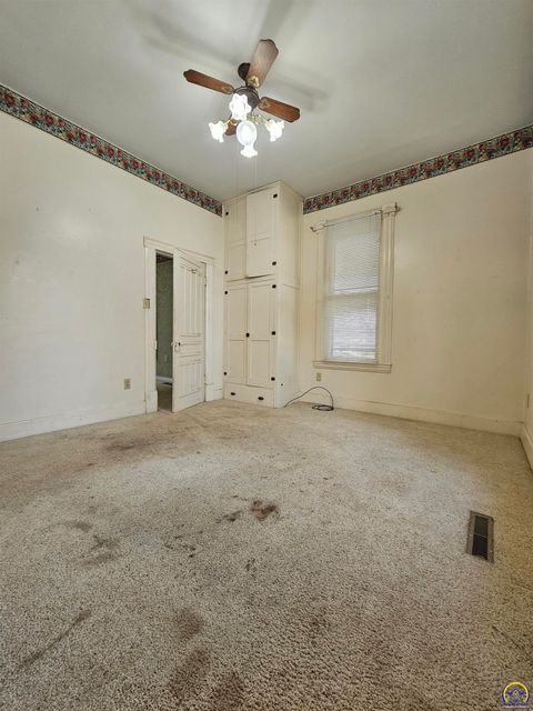 Tiny photo for 221 E Lincoln St, Madison, KS 66860 (MLS # 243813)