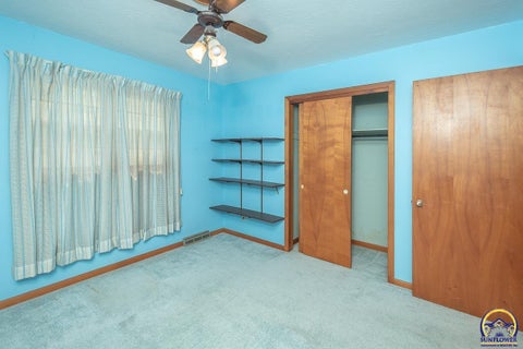 Tiny photo for 602 Warren St, Oskaloosa, KS 66066 (MLS # 246646)