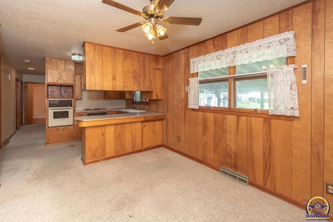 Tiny photo for 602 Warren St, Oskaloosa, KS 66066 (MLS # 246646)