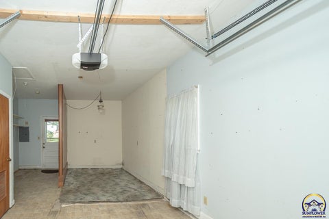 Tiny photo for 602 Warren St, Oskaloosa, KS 66066 (MLS # 246646)