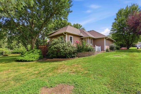 Tiny photo for 2315 SE Cuvier St, Tecumseh, KS 66542 (MLS # 245720)