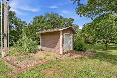 Tiny photo for 2315 SE Cuvier St, Tecumseh, KS 66542 (MLS # 245720)