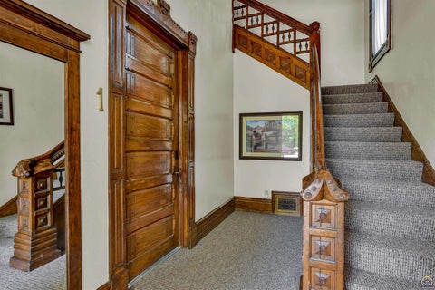 Tiny photo for 717 SW Lincoln St, Topeka, KS 66606 (MLS # 244432)