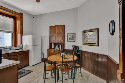 Tiny photo for 717 SW Lincoln St, Topeka, KS 66606 (MLS # 244432)