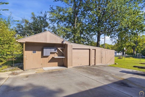 Tiny photo for 3112 SE Wisconsin Ave, Topeka, KS 66605 (MLS # 246844)