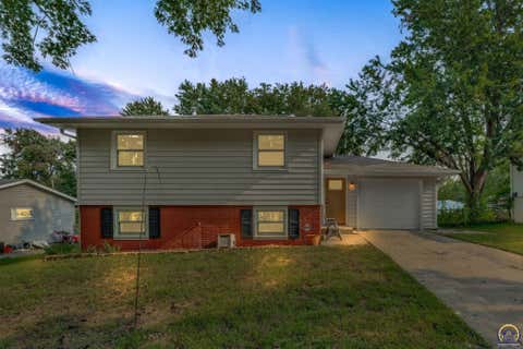 Tiny photo for 5108 SW 33rd St, Topeka, KS 66614 (MLS # 245912)
