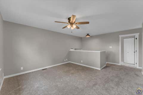 Tiny photo for 5108 SW 33rd St, Topeka, KS 66614 (MLS # 245912)