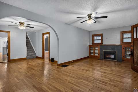 Tiny photo for 1339 SW High Ave, Topeka, KS 66604 (MLS # 245288)
